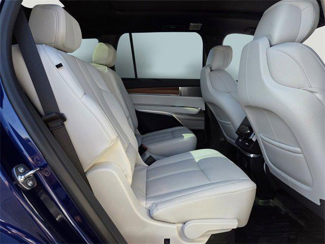 new 2026 Cadillac VISTIQ car, priced at $84,704