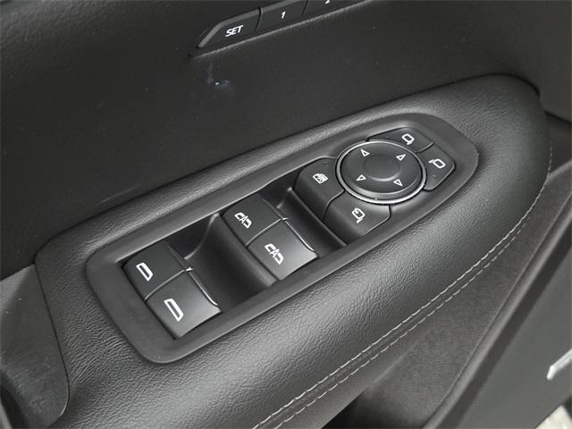 used 2022 Cadillac XT5 car, priced at $29,199