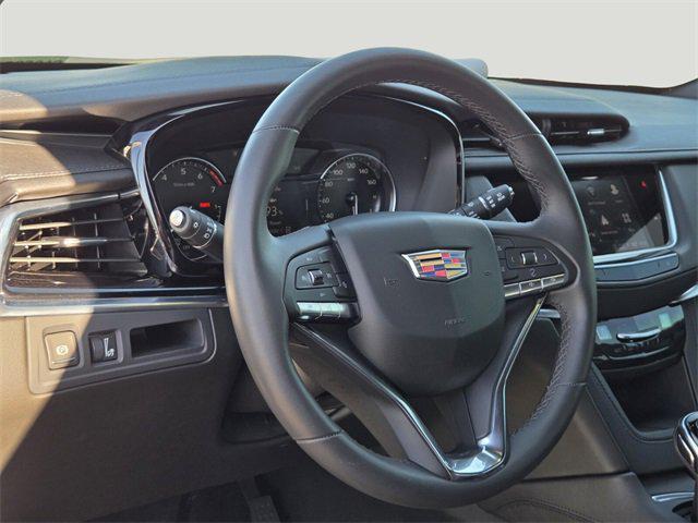 new 2025 Cadillac XT6 car, priced at $44,160