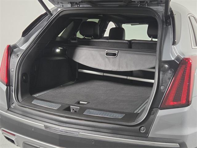 used 2025 Cadillac XT5 car, priced at $38,599