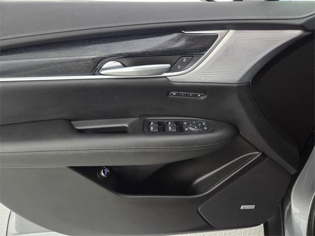 used 2025 Cadillac XT5 car, priced at $38,599