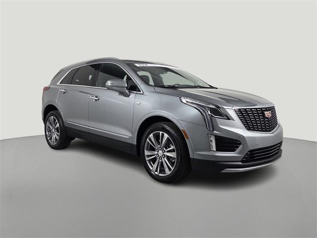 used 2025 Cadillac XT5 car, priced at $38,599