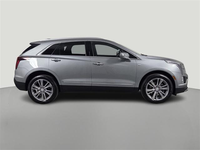 used 2025 Cadillac XT5 car, priced at $38,599