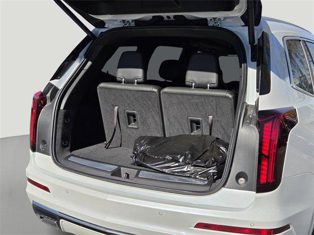 new 2025 Cadillac XT6 car, priced at $42,459