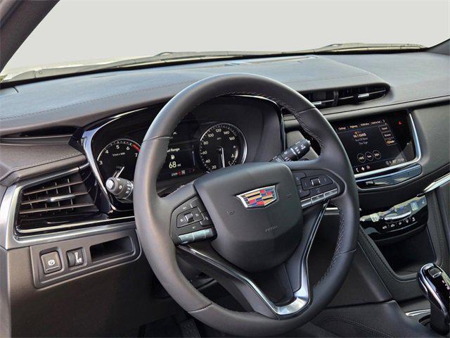 new 2025 Cadillac XT6 car, priced at $44,160