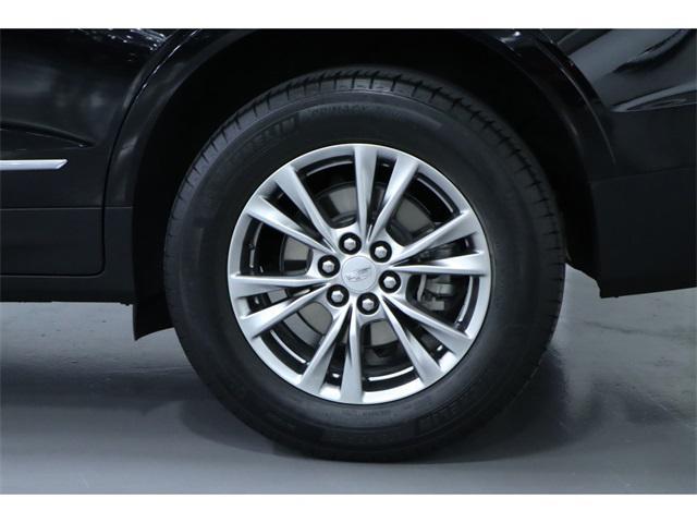 used 2023 Cadillac XT5 car, priced at $25,499