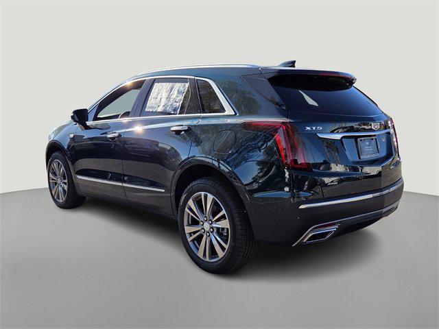 new 2025 Cadillac XT5 car, priced at $52,684