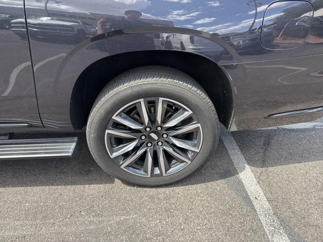 used 2022 Cadillac Escalade ESV car, priced at $66,699