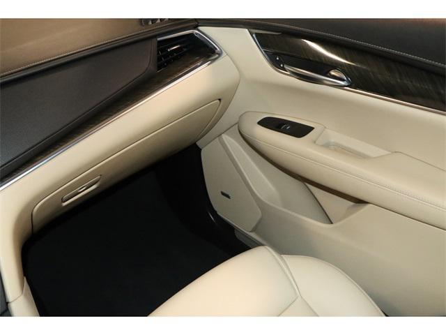 used 2018 Cadillac XT5 car, priced at $15,328