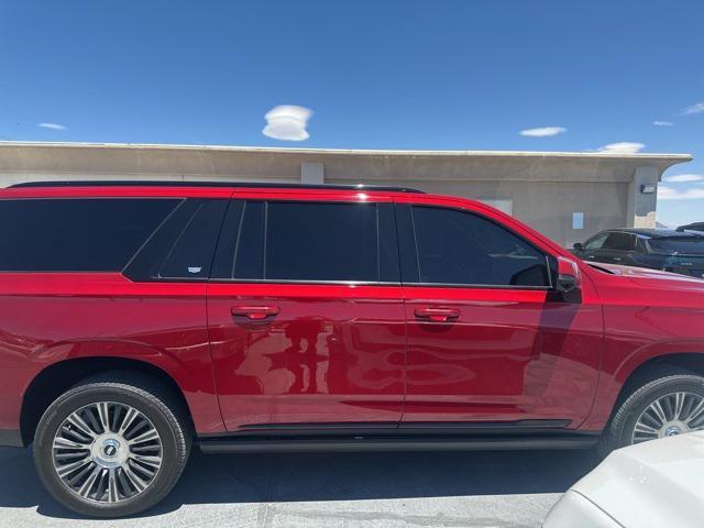 used 2021 Cadillac Escalade ESV car, priced at $55,999
