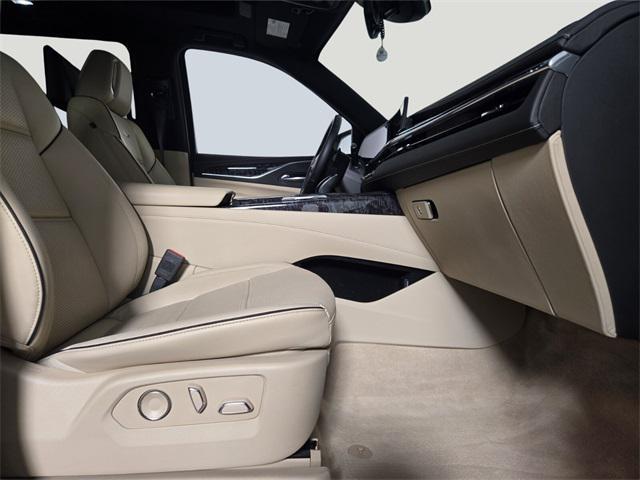 used 2021 Cadillac Escalade ESV car, priced at $51,099