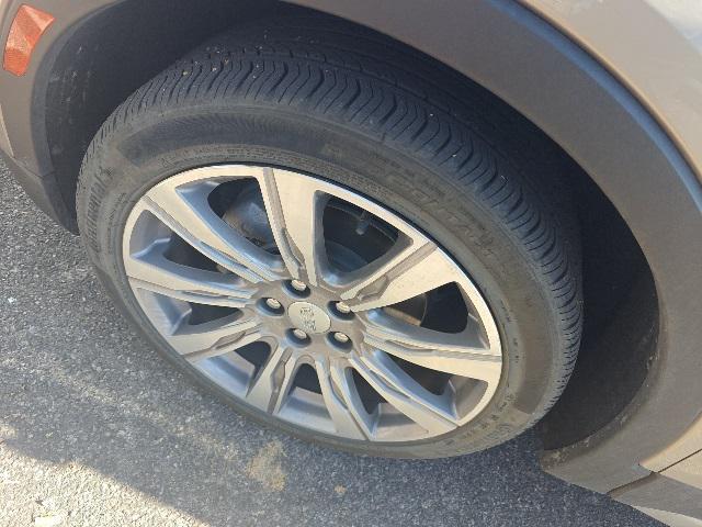 used 2023 Cadillac XT4 car, priced at $28,605