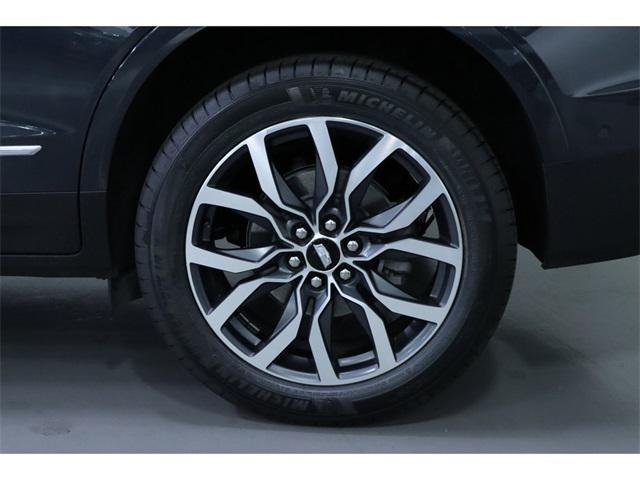 used 2021 Cadillac XT5 car, priced at $36,498