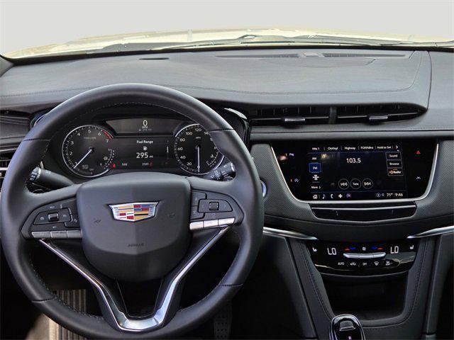 new 2025 Cadillac XT6 car, priced at $42,459