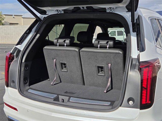 new 2025 Cadillac XT6 car, priced at $42,459