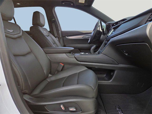 new 2025 Cadillac XT6 car, priced at $42,459