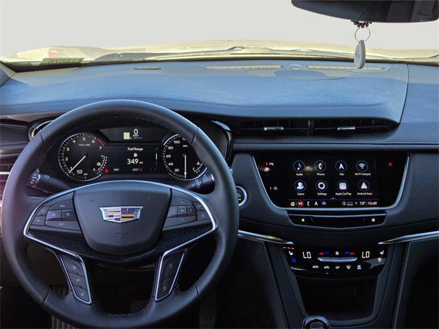 new 2025 Cadillac XT5 car, priced at $47,809