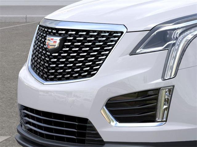 new 2025 Cadillac XT5 car, priced at $46,915