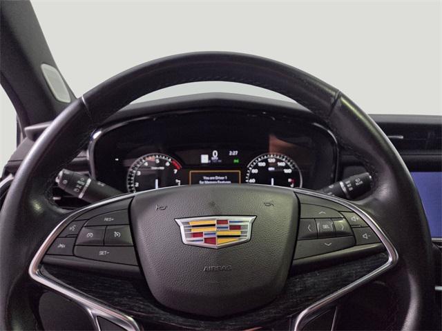 used 2023 Cadillac XT5 car, priced at $31,099