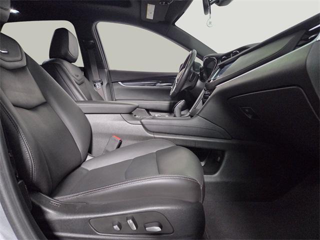 used 2023 Cadillac XT5 car, priced at $31,099