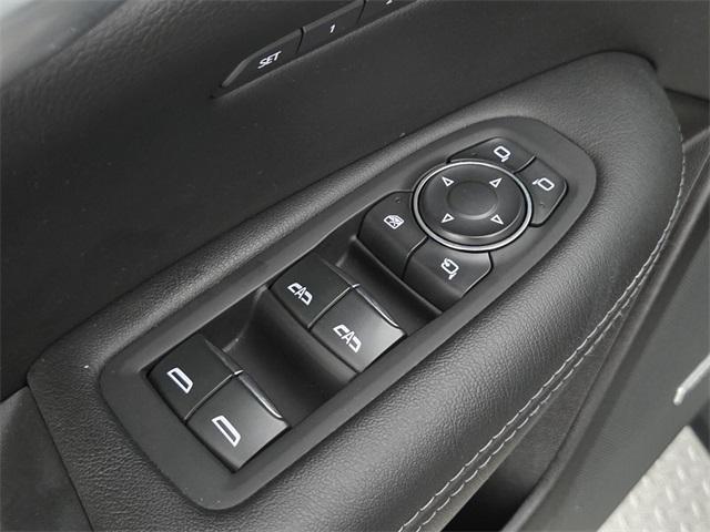 used 2023 Cadillac XT5 car, priced at $31,099