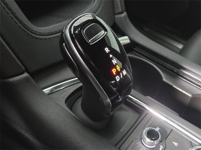 used 2023 Cadillac XT5 car, priced at $31,099