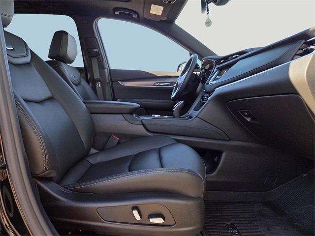 new 2025 Cadillac XT6 car, priced at $45,759