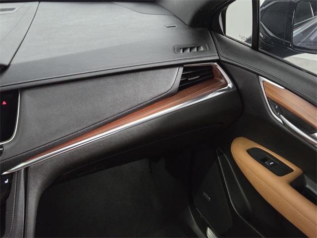 used 2022 Cadillac XT5 car, priced at $33,255