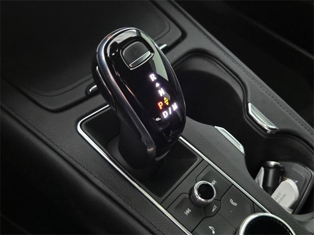 used 2021 Cadillac XT4 car, priced at $26,499