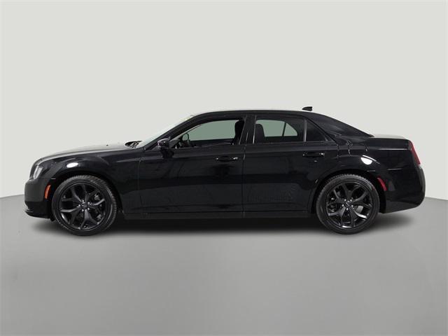 used 2022 Chrysler 300 car, priced at $21,306