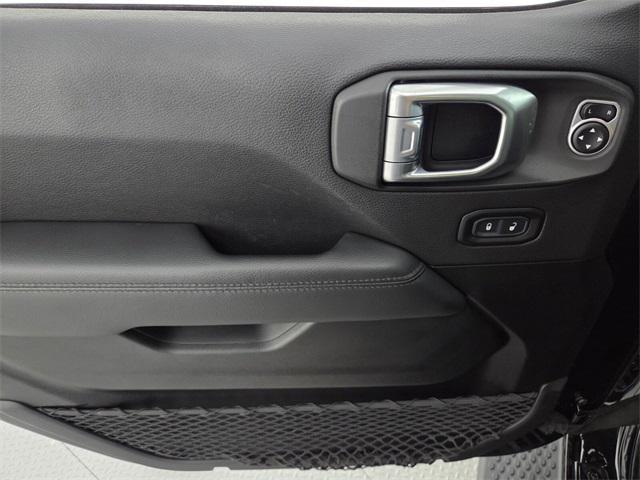 used 2020 Jeep Wrangler Unlimited car, priced at $27,512