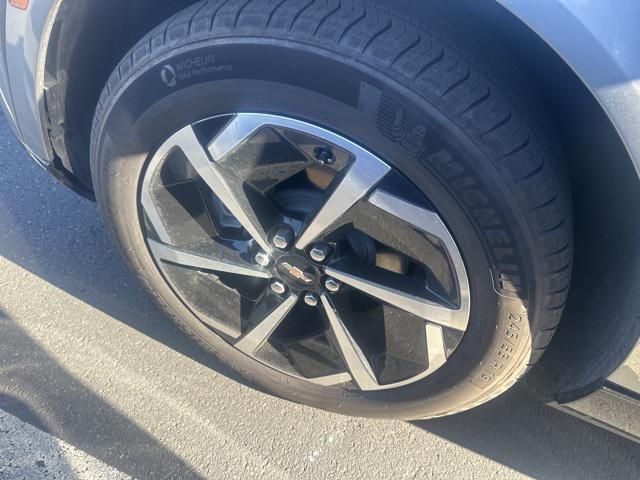 used 2025 Chevrolet Equinox EV car, priced at $23,899