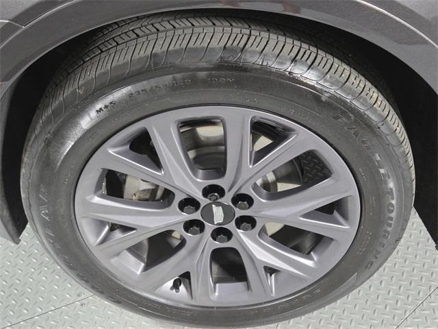 used 2019 Cadillac XT5 car, priced at $18,599