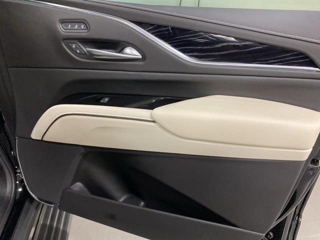 used 2023 Cadillac Escalade ESV car, priced at $80,824