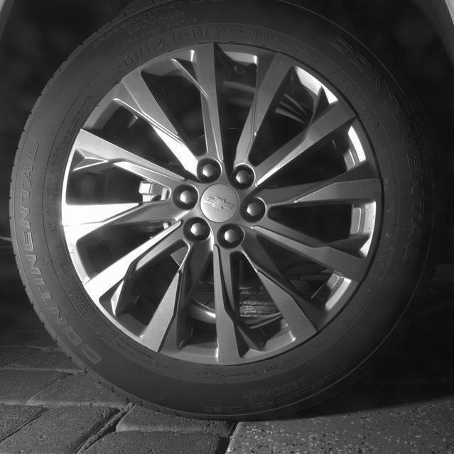 used 2022 Chevrolet Traverse car, priced at $34,307