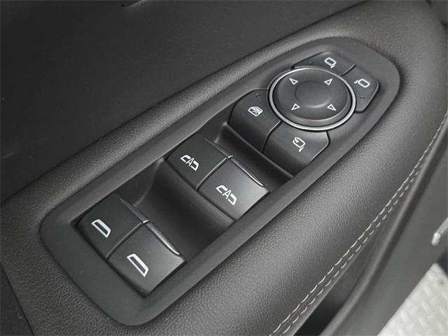 used 2023 Cadillac XT5 car, priced at $32,748