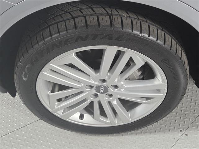 used 2018 Audi Q5 car, priced at $19,999