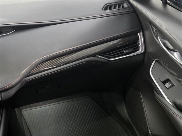 used 2022 Cadillac XT4 car, priced at $28,999