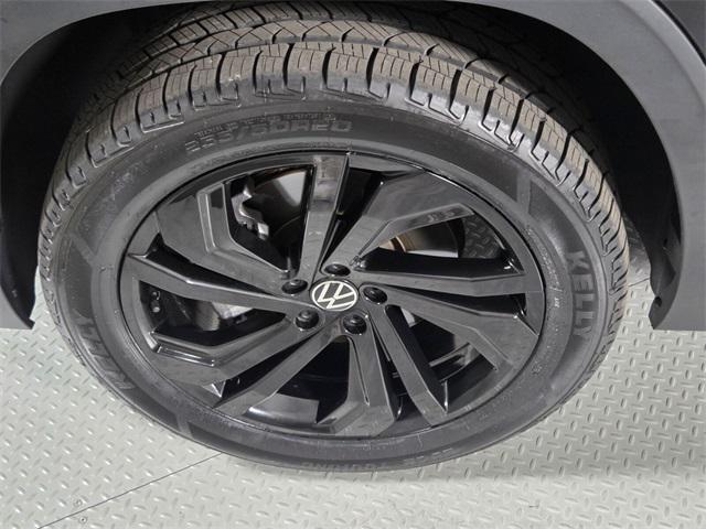 used 2022 Volkswagen Atlas car, priced at $25,921