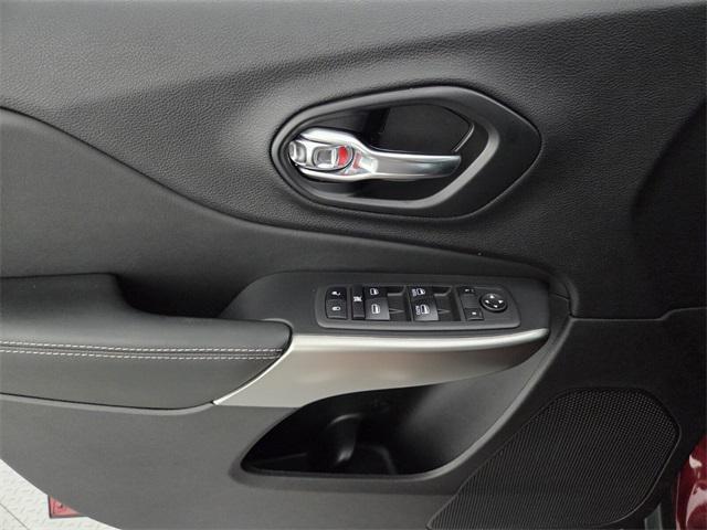 used 2021 Jeep Cherokee car, priced at $20,011