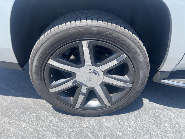 used 2016 Cadillac Escalade ESV car, priced at $24,256