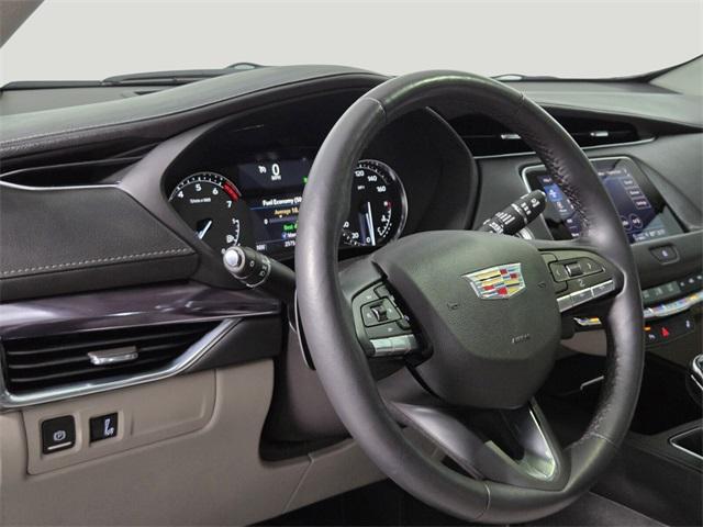 used 2023 Cadillac XT4 car, priced at $25,362