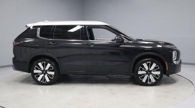 new 2025 Mitsubishi Outlander car