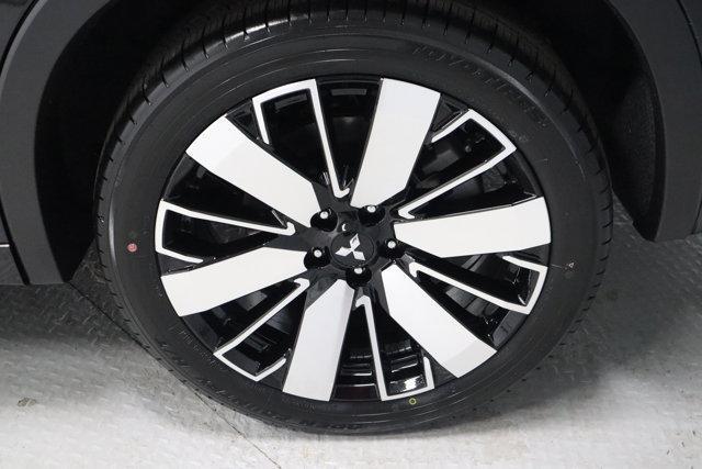 new 2025 Mitsubishi Outlander car