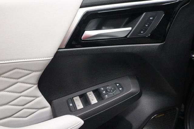 new 2025 Mitsubishi Outlander car