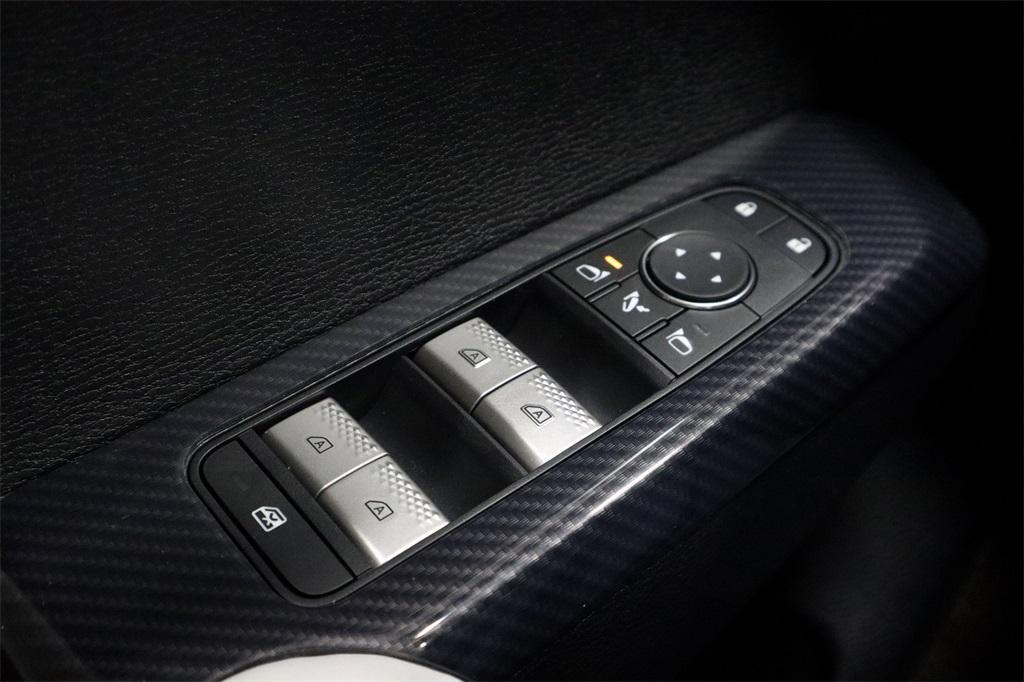 new 2025 Mitsubishi Outlander car