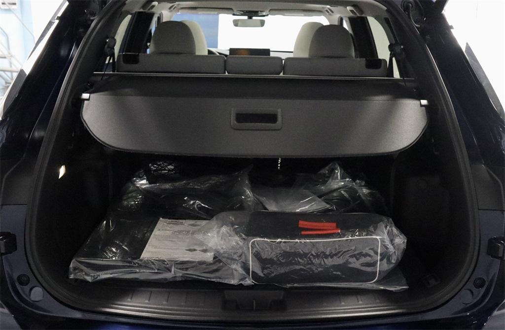 new 2025 Mitsubishi Outlander car