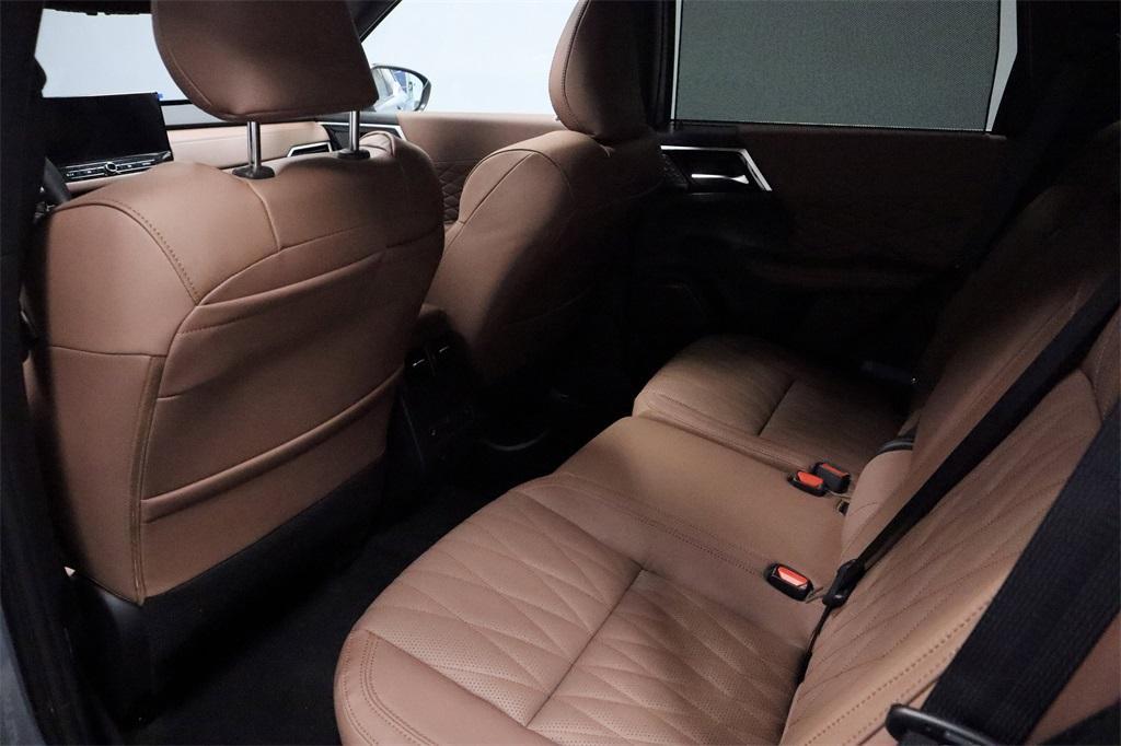 new 2025 Mitsubishi Outlander car