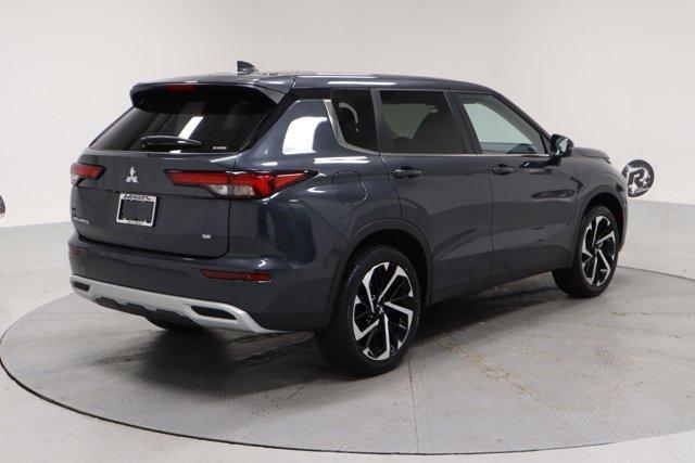 new 2024 Mitsubishi Outlander car, priced at $35,220