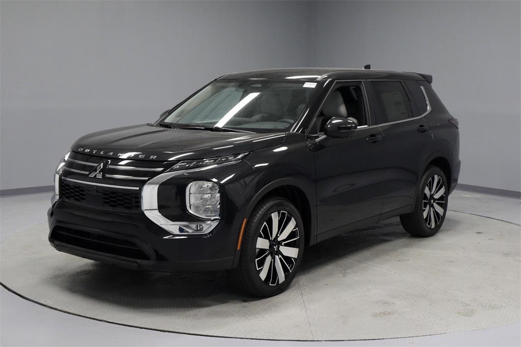 new 2025 Mitsubishi Outlander car